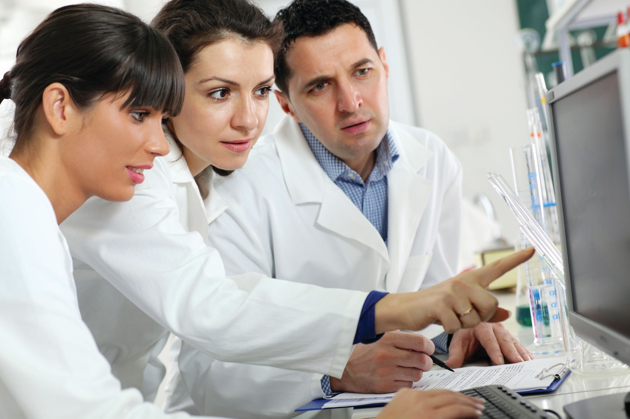 Иллюстрация лабораторного обучения с сайта Thermo Fisher Scientific
